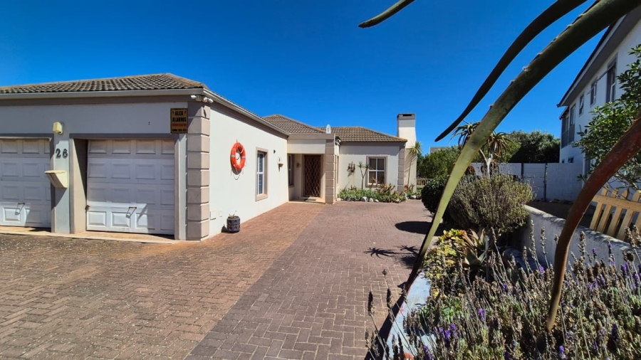 3 Bedroom Property for Sale in Country Club Western Cape